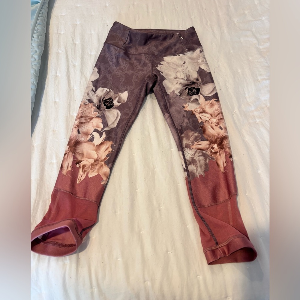 Calia by Carrie Underwood Floral Leggings